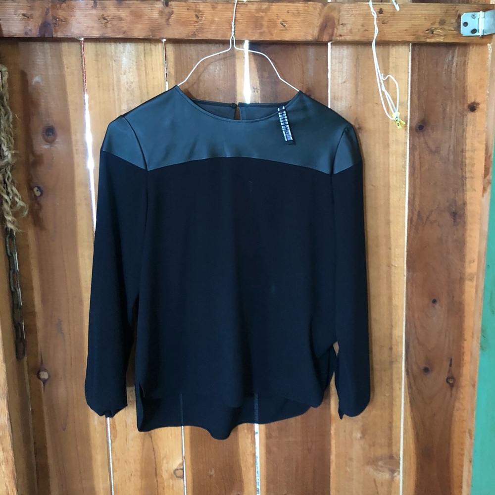 Zara top, great condition